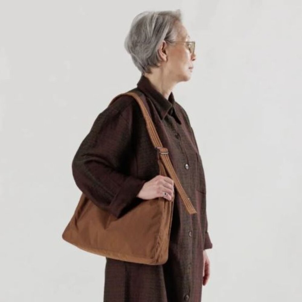 BAGGU Nylon Shoulder Bag Brown